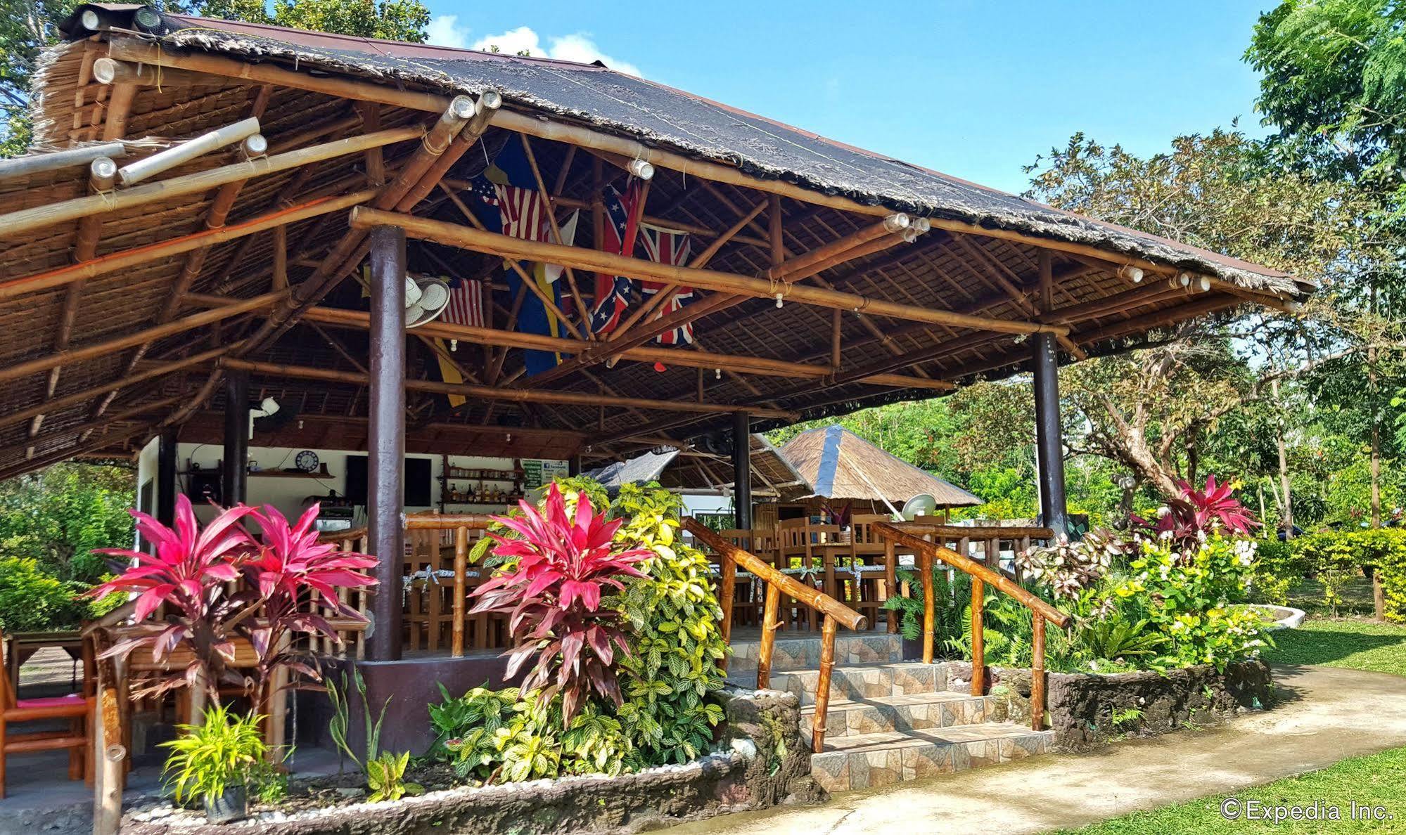 Mahogany Upland Resort.Com Dauin Exterior foto